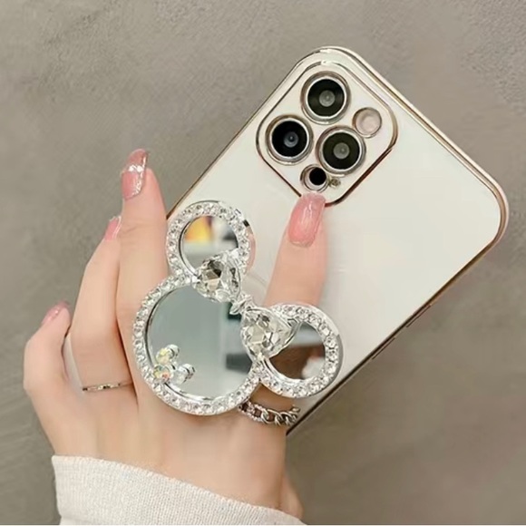 Minnie Mouse Phone Case - Picture 2 of 2